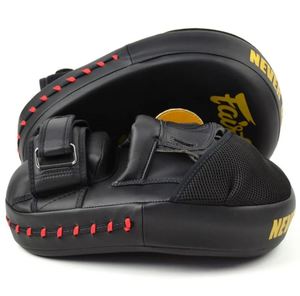 นวมซ้อมมวย Fairtex หนัง PU สีดำ-เหลือง โลโก้ชัดเจน อุปกรณ์ฝึกซ้อมที่ทนทาน - Product Image 2