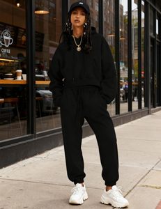 Ensemble de survêtement sportif personnalisé pour femmes, ensemble deux pièces sexy et tendance, hauts à manches longues décontractés, vêtements unis pour femmes - Product Image 5