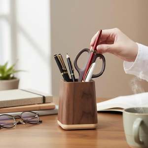 Porte-stylo en bois de noyer, organisateur de bureau hexagonal, base en pin, décoration de bureau minimaliste, rangement de bureau fait main, porte-papeterie - Product Image 5