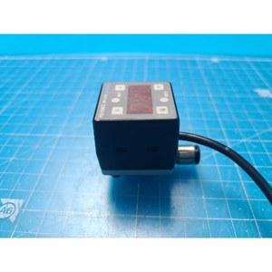 Sensor de Presión Digital KEYENCE AP-21A Usado Como Está, Piezas de Equipos Semiconductores Legados - Product Image 6