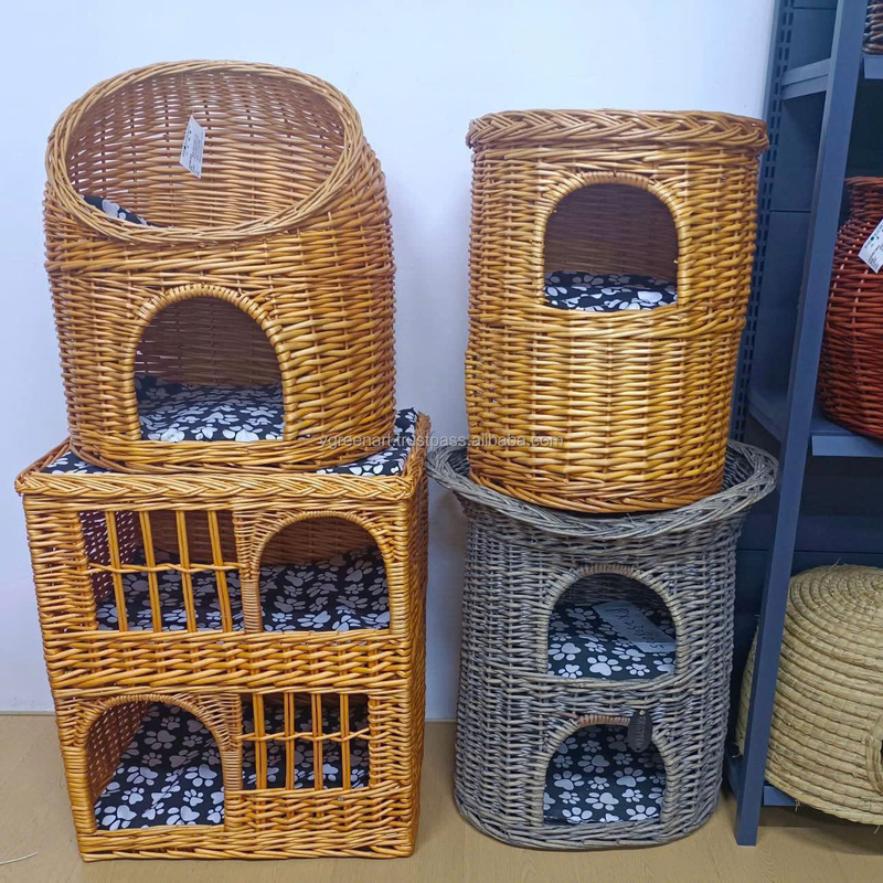 Dog and cat cages with various