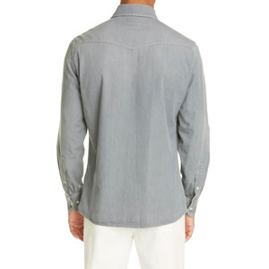 เสื้อเชิ้ตผู้ชาย ผู้ผลิตมืออาชีพ คอปกพับได้ ผ้าฝ้าย สีพื้น ยีนส์ลำลอง เสื้อเดนิมผู้ชาย ราคาสมเหตุสมผล รับผลิตแบบ OEM - Product Image 2