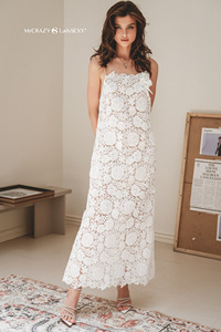 Vestido de Encaje Floral Blanco Marfil Premium, Estilo Veraniego, Elegante y Sexy, con Aroma a Rosas, Marca Vietnamita OEM ODM - Product Image 2