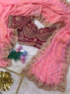 Sari de seda con diseño de cuentas y bordado Jari, y blusa de seda completamente cosida con bordado. - Product Image 1