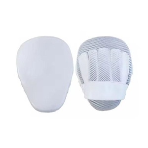 Meilleures ventes : Cibles de frappe incurvées en cuir pour le sport et la boxe, personnalisables, haute qualité, respirantes et anti-humidité - Product Image 3