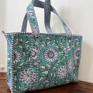 Bolso Tote de Algodón Acolchado con Estampado Indio, Diseño Floral Verde, Asas a Rayas para Mujer - Product Image 1
