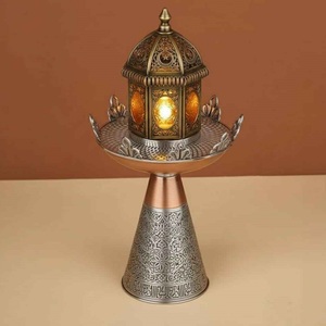 Brûleur d'encens moderne de luxe en marbre noir Portoro avec base en laiton brossé et dôme en maille nid d'abeille - Product Image 2