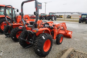 Top Quality 4wd 4x4 33hp 50hp 80hp 120hp Mini Farm Tractors Used Kubota Agriculture Farm <b>Machinery</b> <b>Cheap</b> Farm Tractor for Sale - Product Image 3
