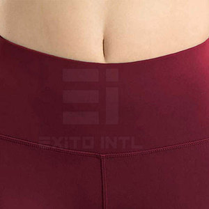 Shorts de yoga pour femmes à taille haute sans couture, respirants, écologiques, à séchage rapide, côtelés, pour la salle de sport - Product Image 6