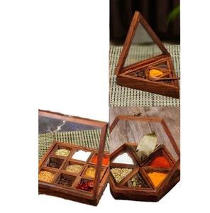 Boîte à épices en bois faite à la main avec compartiments, conteneur de rangement en bois massif pour masala, pour l'organisation de la cuisine et les cadeaux - Product Image 1