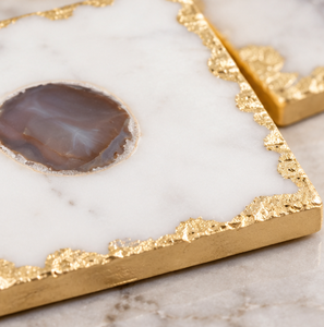 Posavasos cuadrado de mármol de lujo de latón AK, juego de mármol blanco y dorado de 4, mármol de diseño Premium para utensilios de cocina/Decoración de mesa con acento - Product Image 4