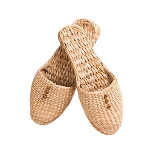 Chaussons d'intérieur légers faits à la main en jacinthe d'eau, écologiques, en fibres naturelles, pour la maison et l'hôtellerie - Product Image 2