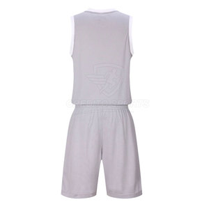 Tenue de basketball légère et confortable en matière respirante - Product Image 3