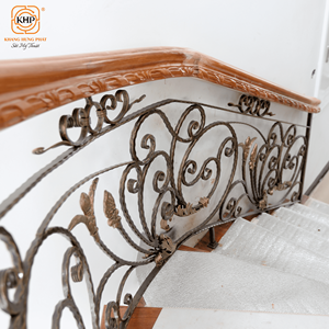KHP Garde-corps décoratifs en fer forgé pour escaliers intérieurs et balcons – Systèmes de rampes au design moderne, installation DIY, fabriqués au Vietnam - Product Image 3
