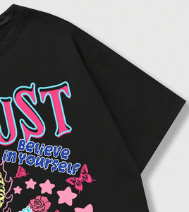 เสื้อยืดคอตตอนคุณภาพสูง ทรงโอเวอร์ไซส์ ไหล่ตก เนื้อผ้านุ่ม สไตล์ลำลอง สตรีทแวร์ สำหรับผู้ชายและผู้หญิง - Product Image 3