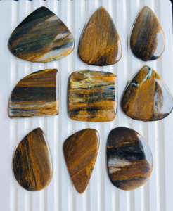 Lote de Cabujones de Pietersita Natural, Formas Variadas, Semipreciosas, Lisas y Pulimentadas, para Joyería - Product Image 1