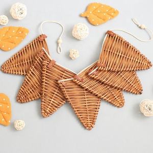 Guirlande de drapeaux tissés à la main en rotin naturel pour enfants, style bohème, décoration de chambre d'enfant - Product Image 4