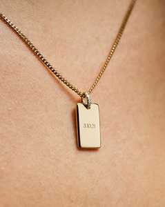จี้แท่งสลักลายทองคำแท้ 14K 18K ประดับเพชรทรงกลมเพฟเซ็ต เพชรทรงสี่เหลี่ยมผืนผ้า ตัวอักษรย่อ จี้ห้อยคอ เครื่องประดับคุณภาพสูง ขายส่ง - Product Image 2