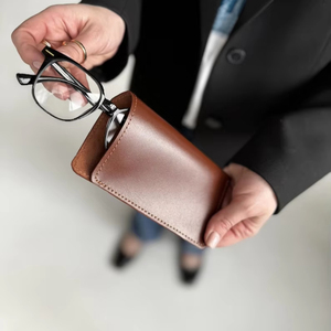 Elegante Estuche Minimalista para Gafas de Cuero, Funda Ligera para Lentes de Viaje, Cuero Genuino, Precio de Fábrica LGC-0025 - Product Image 1