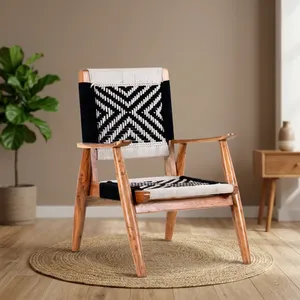 Silla Vintage de Madera con Reposabrazos, Respaldo y Asiento de Cuerda de Algodón Tejida a Mano, Mueble Rústico para Interiores, para Sala de Estar o Dormitorio - Product Image 4