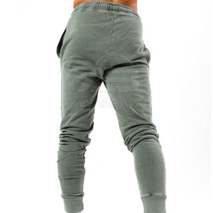 ชุดวอร์มแฟชั่นสีพื้นสำหรับผู้ชาย ผลิตในปากีสถาน ล้างสีแบบแอซิดวอช เหมาะสำหรับใส่ในฤดูหนาว - Product Image 4