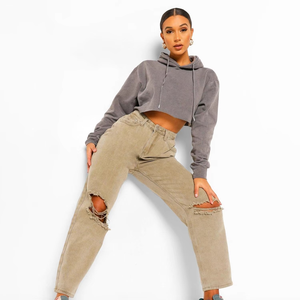 Hoodie personnalisable surdimensionné en coton molletonné délavé à l'acide, doublure écologique, pour femme, collection automne, par un fabricant de vêtements de luxe - Product Image 3