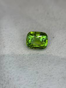 Turmalina Afgana Natural Verde Menta Oliva Corte Cojín 3.61CT Gema Suelta al por Mayor con Juego de Color y Fuego para Joyería Zehra - Product Image 1