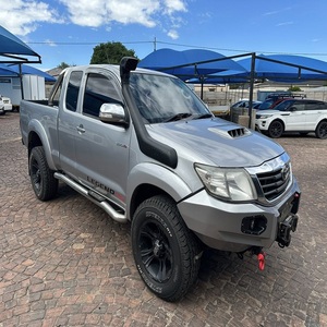 Toyota Hilux Pick-up, Histoire impeccable, peu utilisée, entièrement bien entretenue, documents complets, aucun problème mécanique caché - Product Image 4