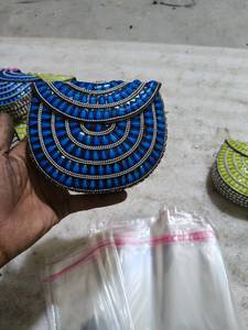 Pochette de soirée de luxe bohème style indien en métal, faite à la main pour femme, avec cadre en perles, étanche, artisanale - Product Image 5
