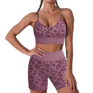 Vêtements parfaits de bon style Nouveautés Vêtements de sport sans couture Vêtements de sport Ensemble de yoga pour femmes Vêtements Ensembles de gymnastique et de remise en forme - Product Image 5