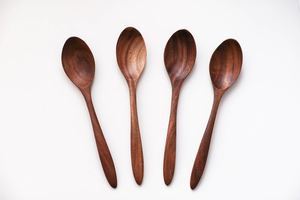 Cuchara de Sopa Mini de Madera 100% de Alta Calidad para Bebés, Segura para Uso con Alimentos, Pulida y con Puntas Suaves - Product Image 2