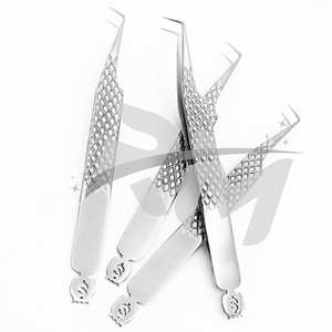 Pince à épiler RMI haute précision en acier inoxydable doré pour extensions de cils, avec pointe dentelée, longueur 10 mm, conception épaissie - Product Image 6