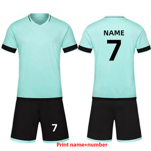 Tenue de football personnalisée OEM pour adultes, vêtements d'entraînement en gros, nouveau style de sportswear, uniforme de football par sublimation - Product Image 5