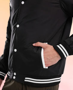 Chaqueta Varsity Clásica Personalizada, Estilo Bomber, Forro Polar, Uniforme Escolar de Béisbol, Cuello Alto, Logotipo Frontal - Product Image 3