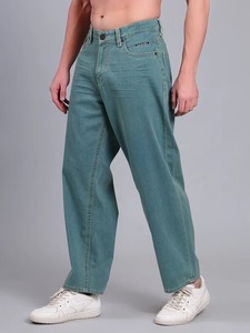 Jeans en denim déchiré et vieilli, coupe ample et large, écologiques, tendance, élégants, urbains, dernières tendances pour hommes - Product Image 4