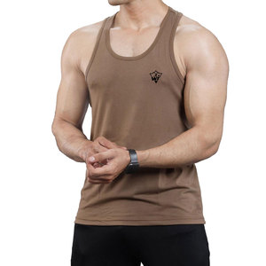 Débardeur élégant pour homme, parfait pour la salle de sport, les activités de plein air et le quotidien, avec un tissu léger et un look tendance. - Product Image 1
