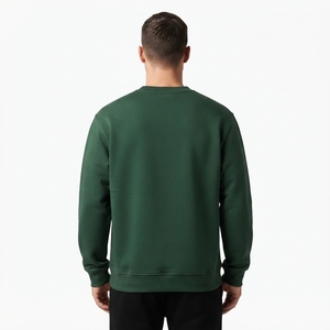 Sudadera Verde de Cuello Redondo para Hombre con Relieve Frontal, Manga Larga, Estilo Casual Urbano, Forro Polar, Venta al por Mayor Personalizada - Product Image 4