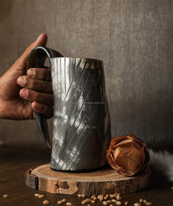 Chope à bière Viking en corne naturelle personnalisée à la main, authentique plaisir de brassage nordique avec technique polie à la main, artisanat naturel - Product Image 3