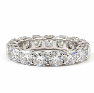 Bague de mariage étincelante en diamant de laboratoire taille coussin Infinity, en argent sterling massif 925, or blanc 14K 18K - Product Image 5