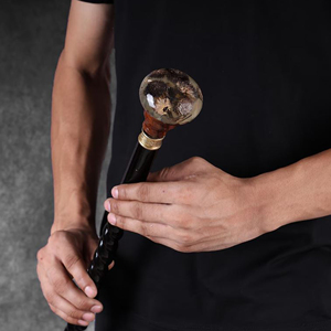 Canne en bois sculptée à la main de qualité supérieure, élégante, en bois dur, pour personnes âgées, bâton de randonnée en bois au look rustique classique - Product Image 3