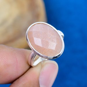 Natural Peach Moonstone Oval Shape Gemstone <b>Ring</b> Handmade 925 Sterling <b>Silver</b> - Product Image 1