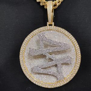 Nuevo Collar con Colgante Hip Hop de Instagram, Tamaño Personalizado 44, con Moissanita Giratoria, Joyería de Lujo en Oro y Plata con Diamantes - Product Image 1