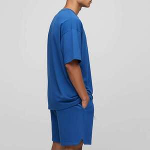 Ensemble de survêtement décontracté pour homme avec logo OEM, nouveau t-shirt à manches courtes et short, ensemble de vêtements de marque pour homme, ensemble d'été pour homme - Product Image 1