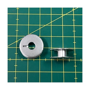 82552 ชิ้นส่วนจักรเย็บผ้าอุตสาหกรรม BOBBIN (อลูมิเนียม) สําหรับ SINGER - Product Image 1