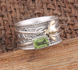 Bague en argent sterling avec peridot naturel serti clos, motif abeille, bijou pierre de naissance d'août, cadeau unique pour fête ou mariage - Product Image 5