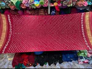 Dupatta Estampada a Mano con Diseño Bandhani Hecho en India para Mujer, con Tiempo de Entrega de Muestra de 7 Días - Product Image 4