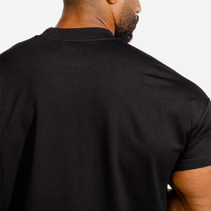 T-shirt de sport pour homme, léger et extensible, pour l'entraînement et les exercices, vêtements de sport pour homme avec logo personnalisé - Product Image 3