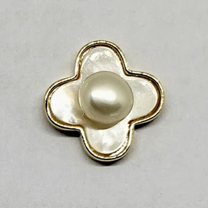 Conjunto de Colgante de Trébol con Perlas de Agua Dulce y Madreperla, Chapado en Oro, Venta al por Mayor - Product Image 6