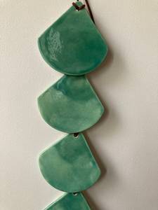 Carreaux en céramique de forme irrégulière, ambiance luxueuse et tendance, pour la décoration murale, pour les salons, les bureaux, les arts muraux, la décoration intérieure, par Universal Overseas - Product Image 3