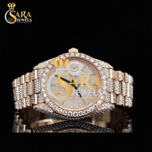 นาฬิกาฮิปฮอปประดับเพชรเต็มเรือน คุณภาพพรีเมียม กลไกญี่ปุ่น หน้าปัดกระจก แสดงผลแบบอนาล็อก ของขวัญพิเศษสำหรับวันวาเลนไทน์ - Product Image 1